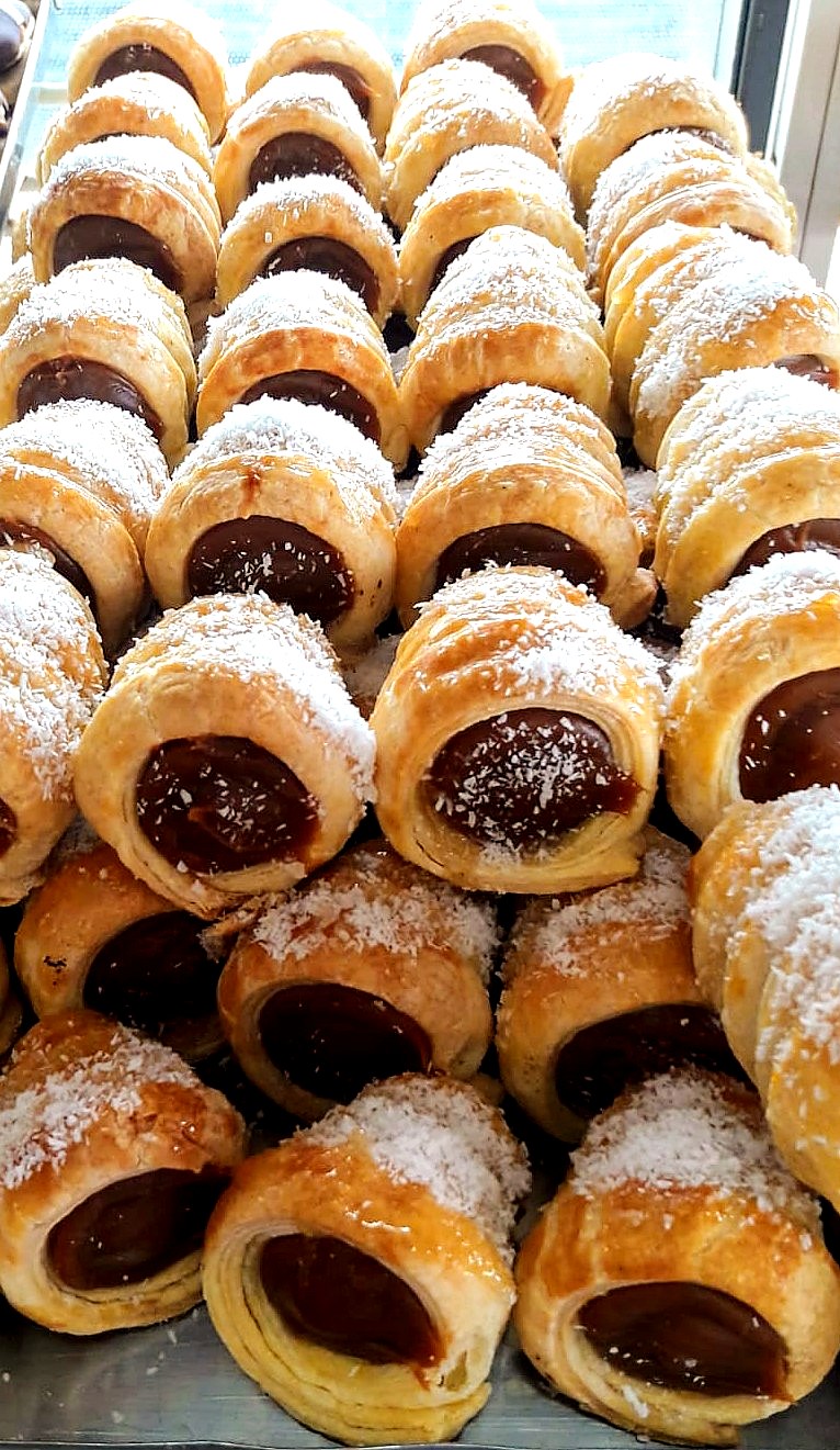 Cañoncitos de dulce de leche con coco